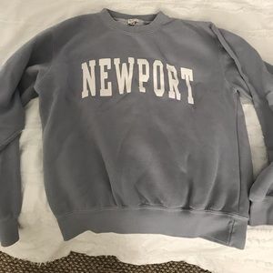 Brandy Melville Newport crew neck sweatshirt